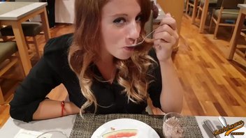Анальный секс с рыжеволосой красавицей в отеле